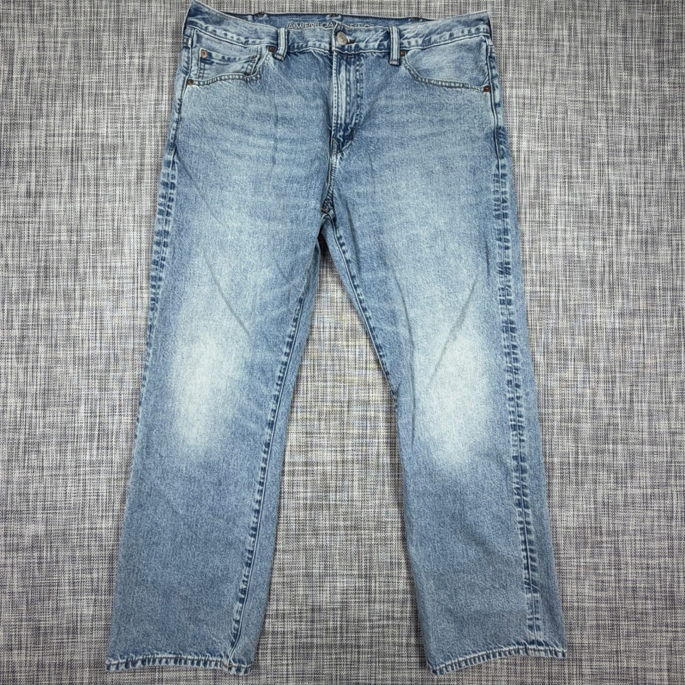 American Eagle Men Original Bootcut Jeans Light Wash Denim 100% Cotton 38x32